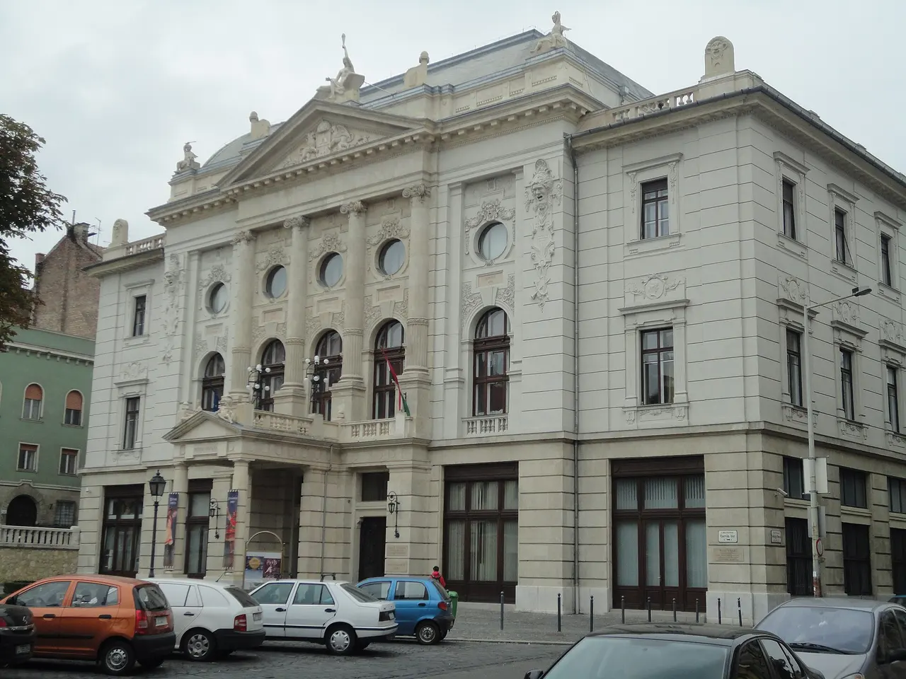 The pale neoclassical facade of the Budai Vigadó, home of the Hungarian Heritage House