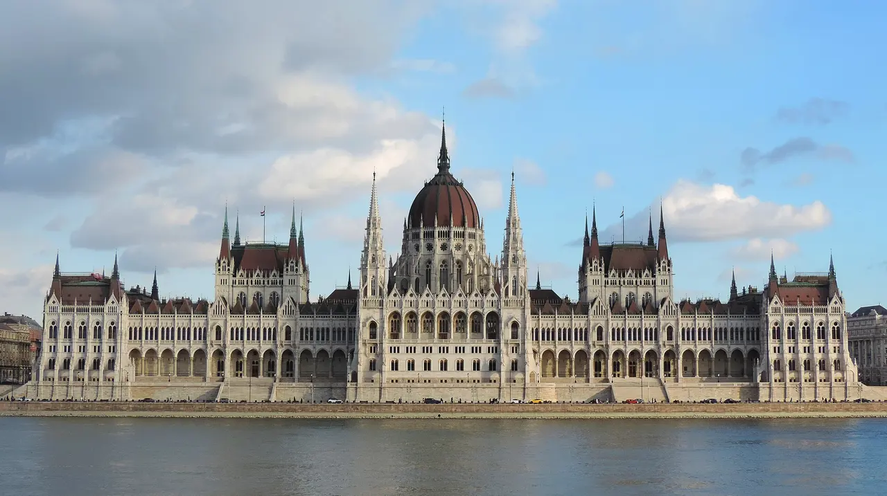 The Hungarian Parliament Building seen across the Danube in daylight